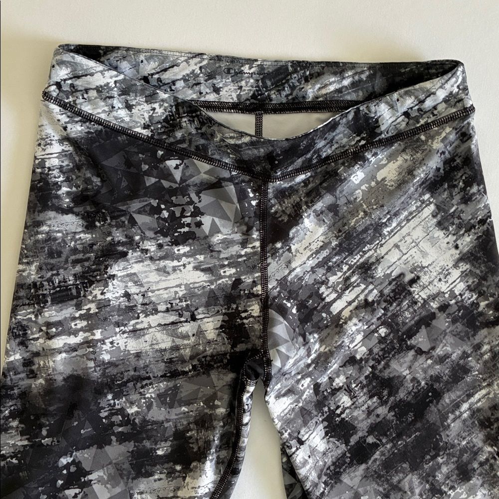 Champion Leggings Women's Size L Black White Camo Powertrain Grunge Activewear